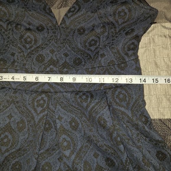 Hazel Black Blue Textured Plunge V-Neck Fit & Flare Dress Size Small - Picture 12 of 13